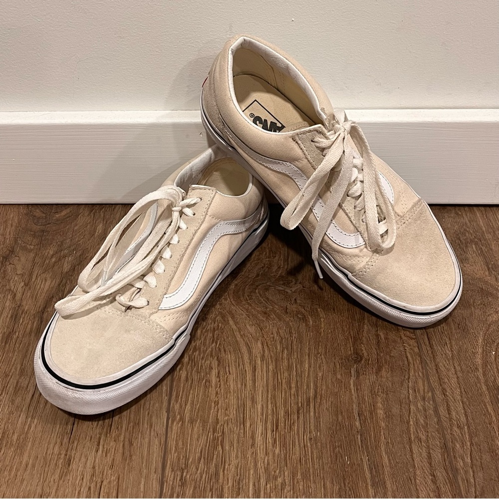 Vans Creme Suede Old Skool Sneakers - Picture 2 of 13